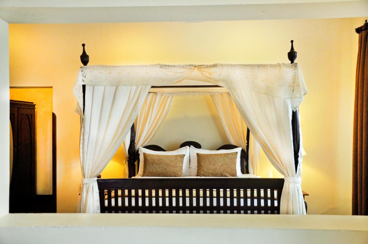 Mount Lavinia Hotel Dehiwala-Mount Lavinia Exterior photo