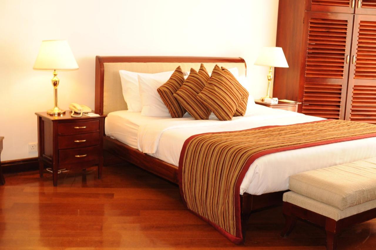 Mount Lavinia Hotel Dehiwala-Mount Lavinia Exterior photo